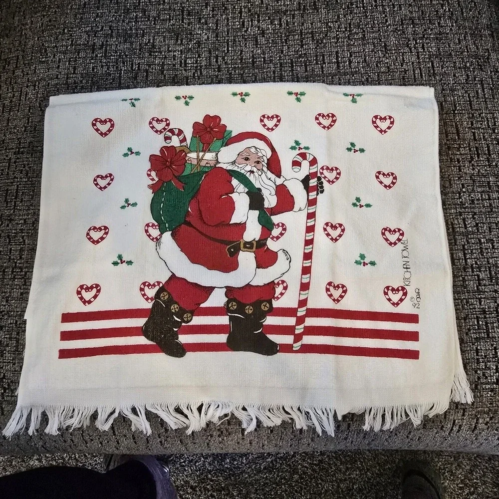 Cecil Saydah Company Christmas Santa Holiday Kitchen Towel Pot Holder Set‎ VTG